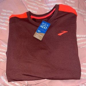 Men’s long sleeve running/workout shirt